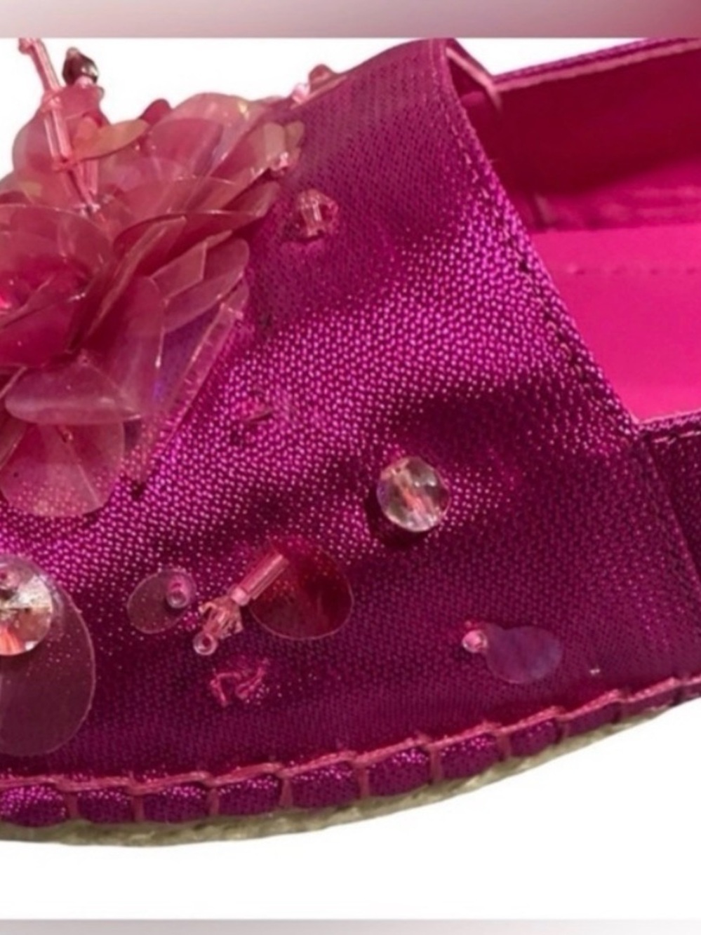 Dior Fushia Embellished Espadrille Flats Pink
Authentic size 8.5 - Picture 8 of 13